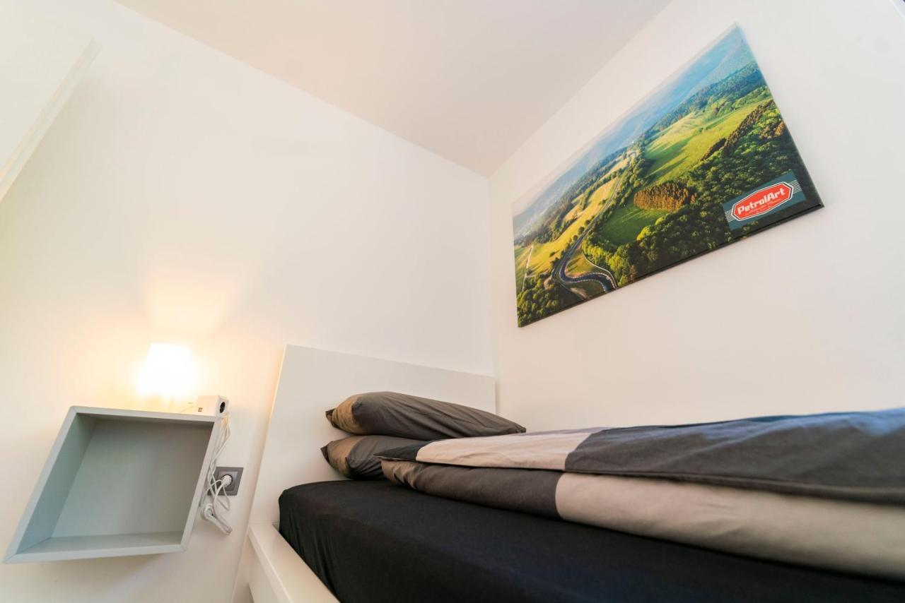 North Loop Rooms Adenau Eksteriør billede